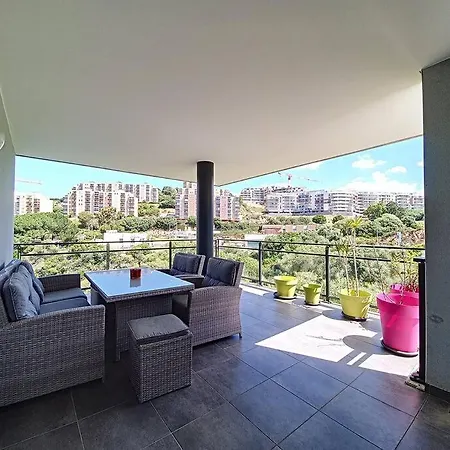 Apartment T2 Grande Terrasse A 5 Min A Pieds De La Plage